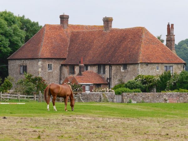 1066 country walk