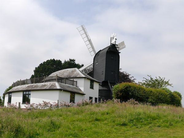 1066 country walk