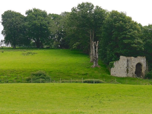 1066 country walk