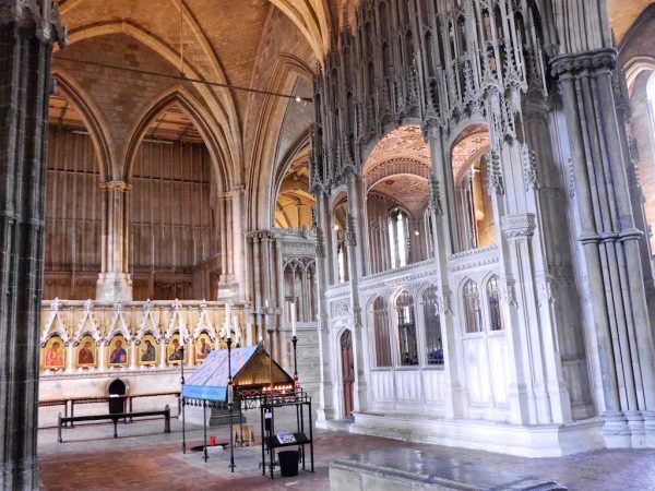 winchester cathedral